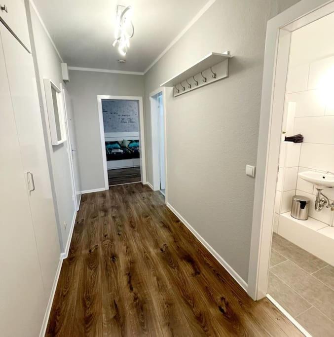 Grosse 3-Zimmer Wohnung, Zentrale Lage. Mülheim an der Ruhr Exterior foto